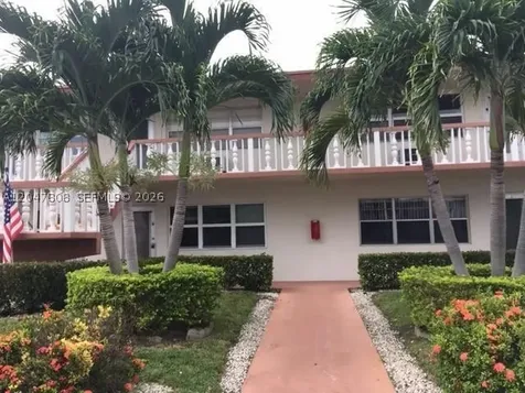 2 Coventry A West Palm Beach FL 33417