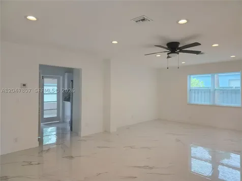 1141 SW 8th Terrace Fort Lauderdale FL 33315