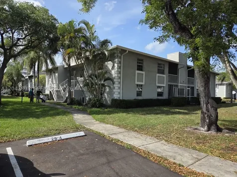 479 NE 210th Cir Terrace Miami FL 33179