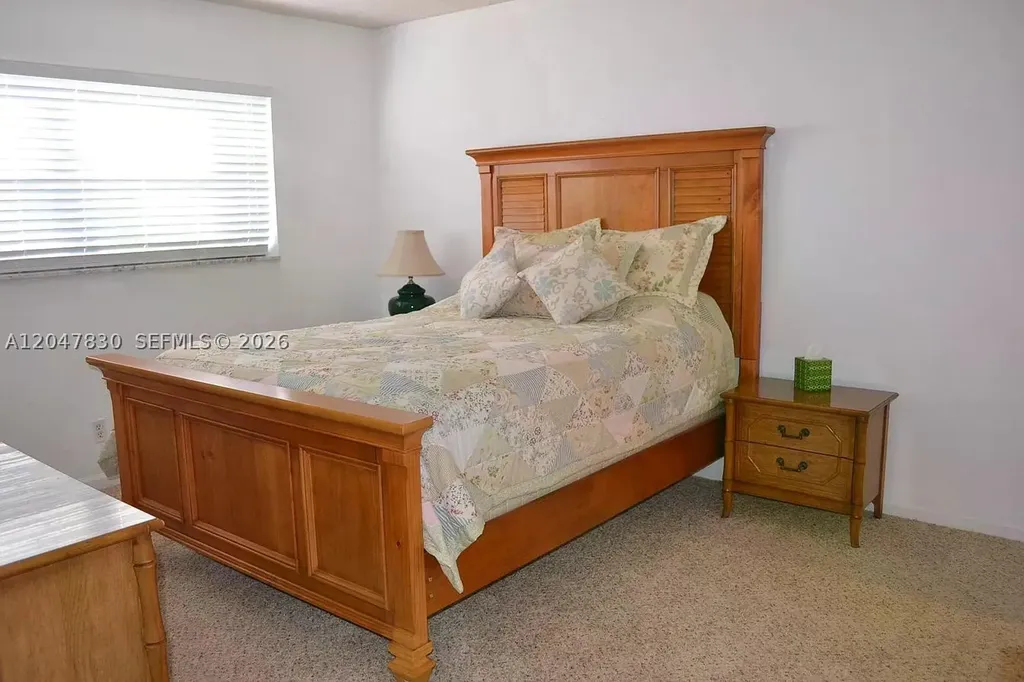 9855 Sandalfoot Boulevard Boca Raton FL 33428