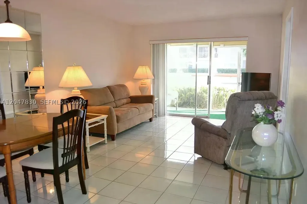 9855 Sandalfoot Boulevard Boca Raton FL 33428