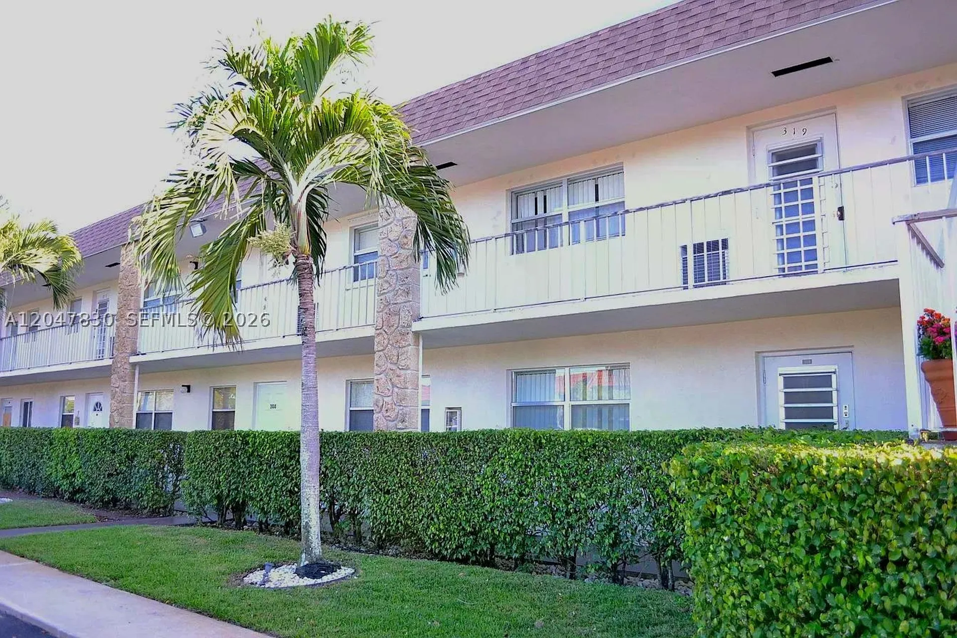 9855 Sandalfoot Boulevard Boca Raton FL 33428