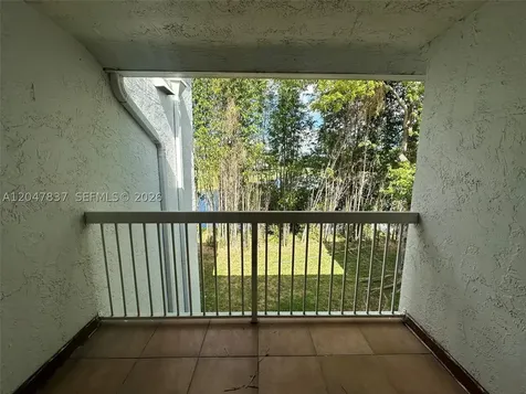 4990 NW 97th Place Doral FL 33178