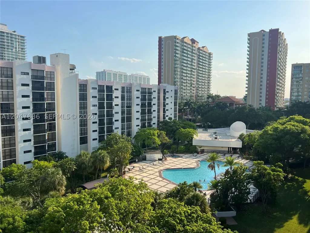 17011 N Bay Road Sunny Isles Beach FL 33160