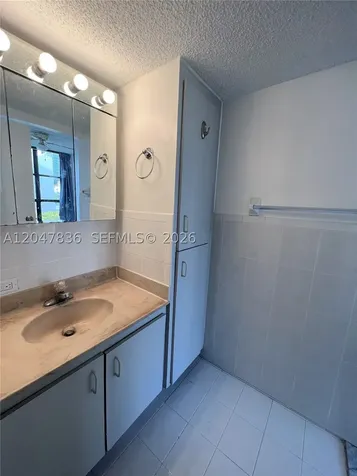 17011 N Bay Road Sunny Isles Beach FL 33160