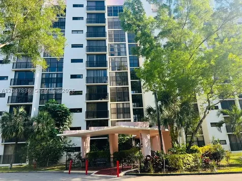 17011 N Bay Road Sunny Isles Beach FL 33160