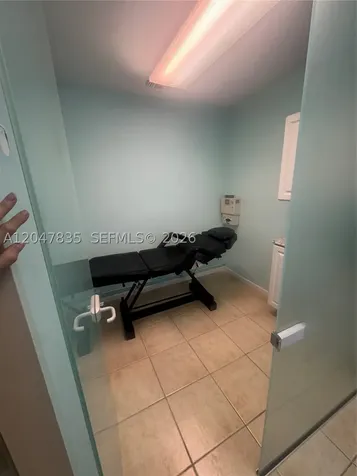 Hallandale Beach FL 33009