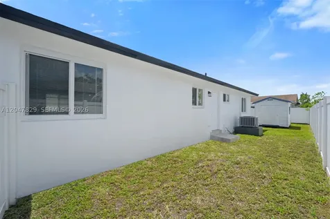 5580 Plunkett Street Hollywood FL 33021