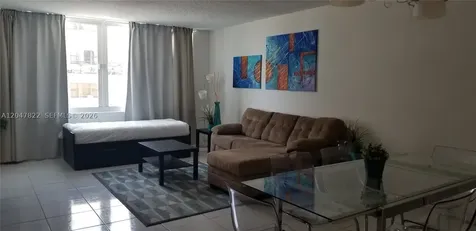 5401 Collins Avenue Miami Beach FL 33140
