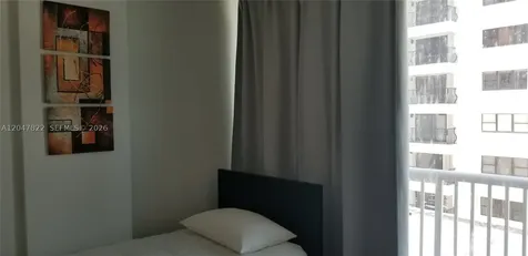 5401 Collins Avenue Miami Beach FL 33140