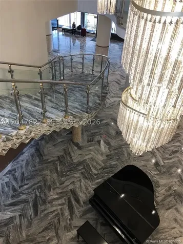 5401 Collins Avenue Miami Beach FL 33140