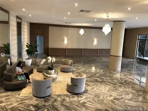 5401 Collins Avenue Miami Beach FL 33140
