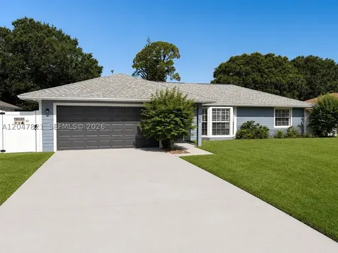 2205 Jo Haywood Drive Fort Pierce FL 34946