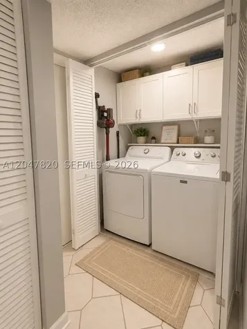 301 N Pine Island Road Plantation FL 33324