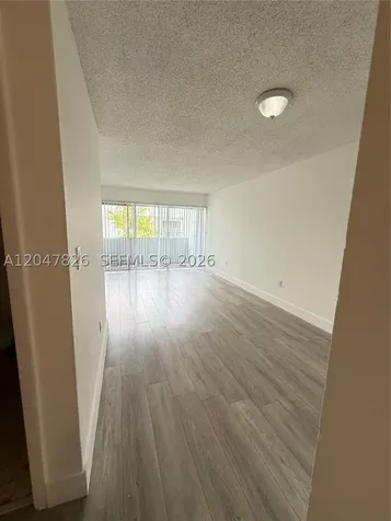 9367 Fontainebleau Boulevard Miami FL 33172