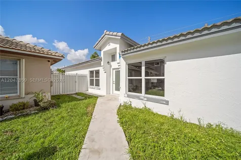5680 NW 187th Street Miami Gardens FL 33055