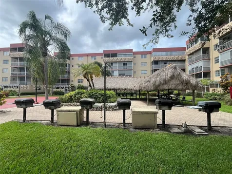 403 NW 68th Avenue Plantation FL 33317