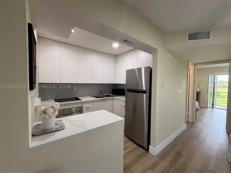 9101 Sunrise Lakes Boulevard Sunrise FL 33322