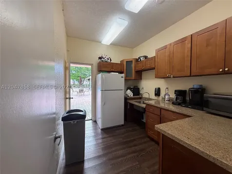 9101 Sunrise Lakes Boulevard Sunrise FL 33322