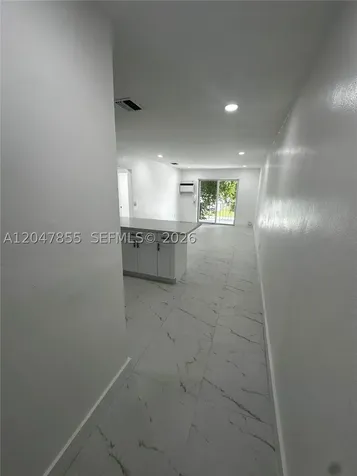 1945 NW 29th Street Miami FL 33142