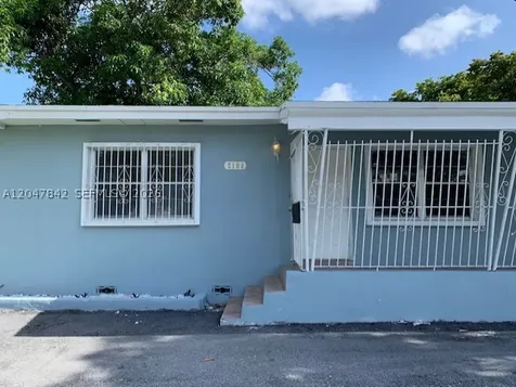 2194 NW 18th Terrace Miami FL 33125
