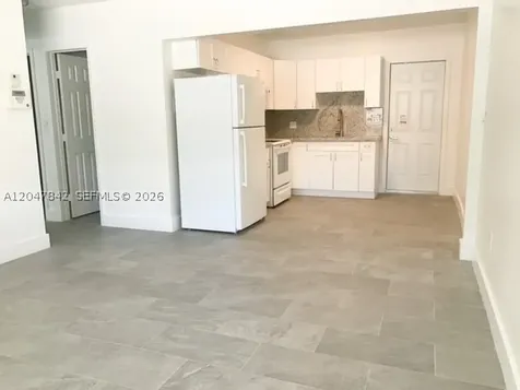 2194 NW 18th Terrace Miami FL 33125