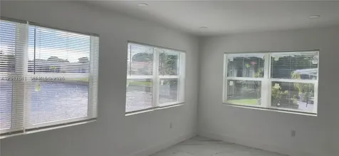 4404 NW 46th Way Tamarac FL 33319