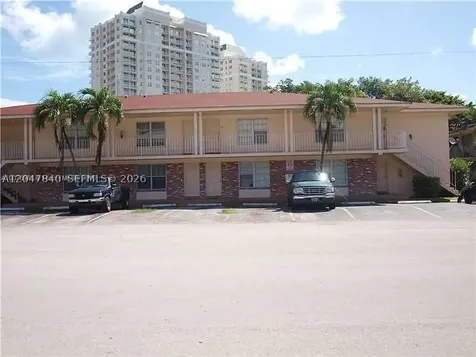 7851 Dunham Boulevard Miami FL 33138