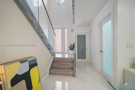 8668 NW 2nd Terrace Miami FL 33126