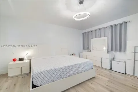 8668 NW 2nd Terrace Miami FL 33126