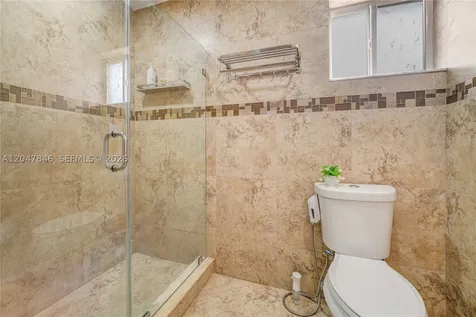 8668 NW 2nd Terrace Miami FL 33126