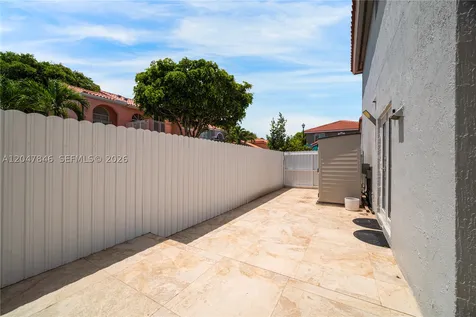8668 NW 2nd Terrace Miami FL 33126