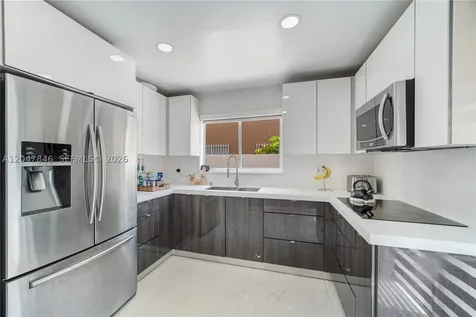 8668 NW 2nd Terrace Miami FL 33126