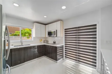 8668 NW 2nd Terrace Miami FL 33126