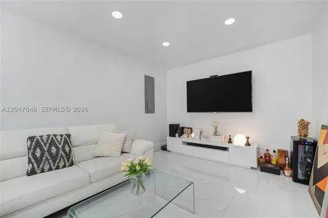 8668 NW 2nd Terrace Miami FL 33126