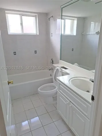 17318 NW 74th Avenue Hialeah FL 33015