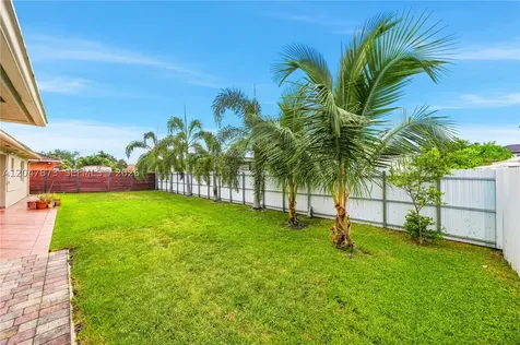 15059 SW 33rd Terrace Miami FL 33185