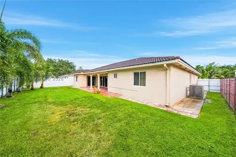 15059 SW 33rd Terrace Miami FL 33185
