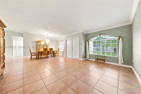 15059 SW 33rd Terrace Miami FL 33185