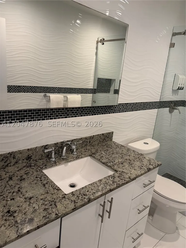 7525 Roosevelt Street Hollywood FL 33024