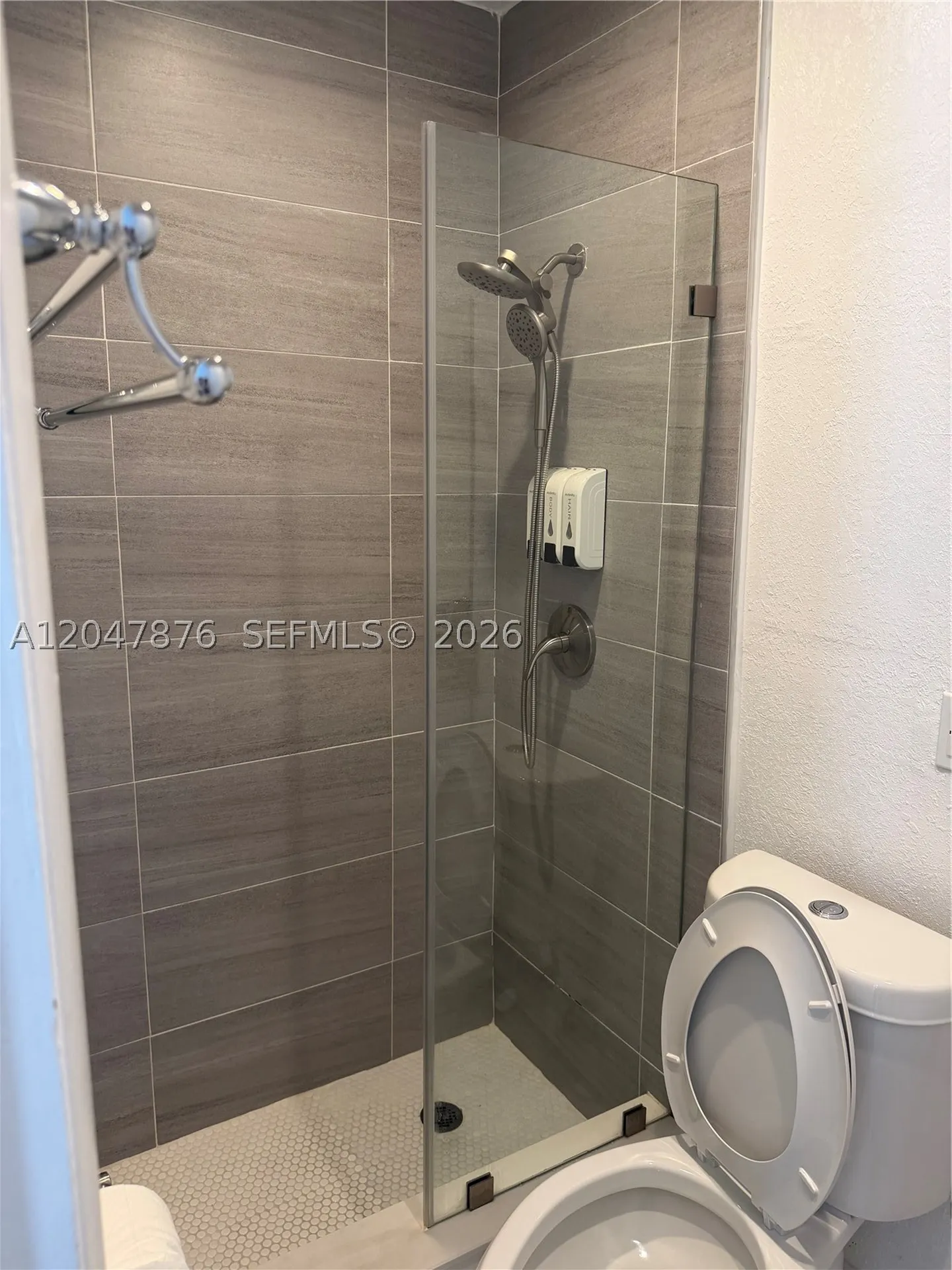 7525 Roosevelt Street Hollywood FL 33024
