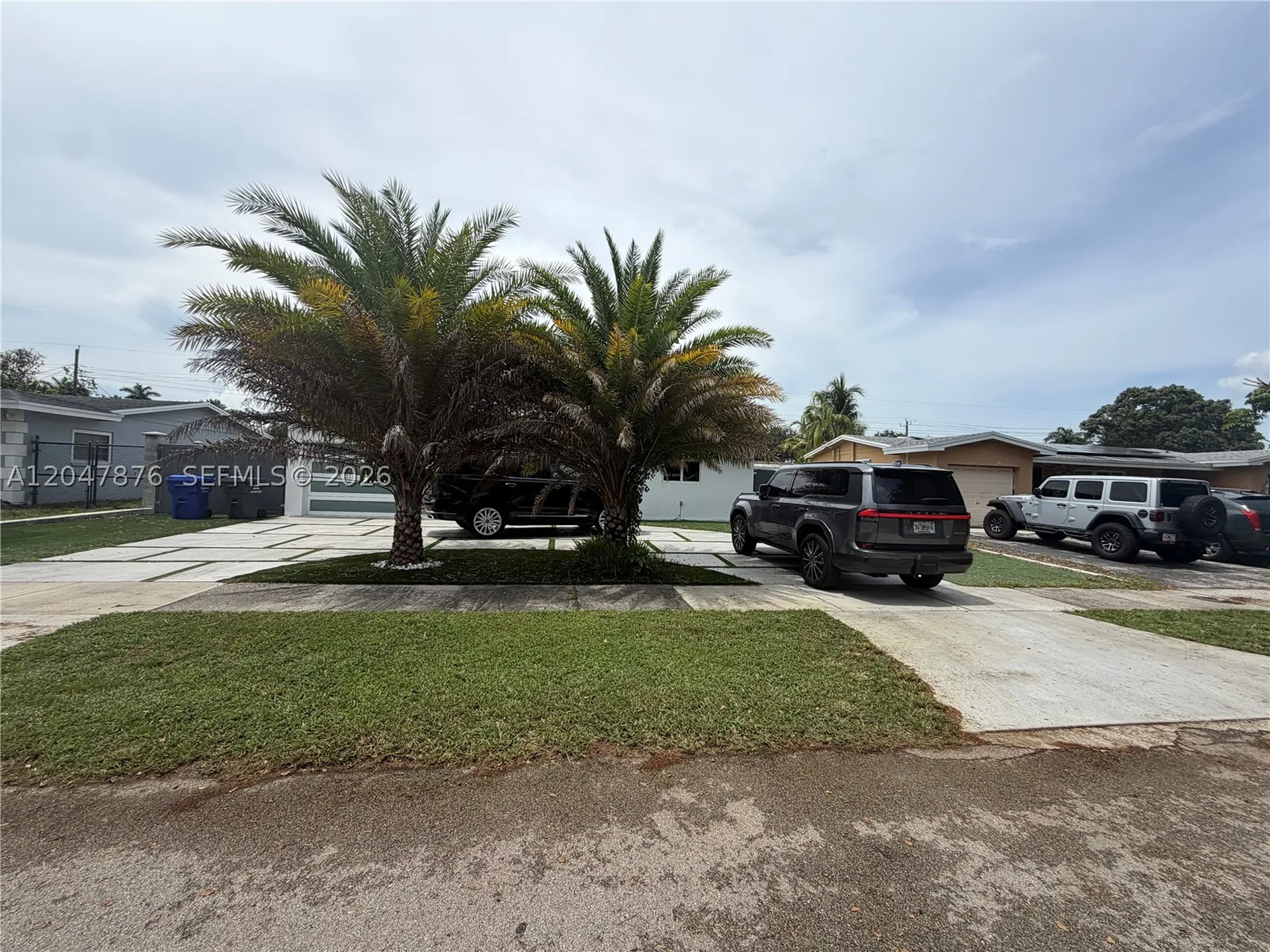 7525 Roosevelt Street Hollywood FL 33024