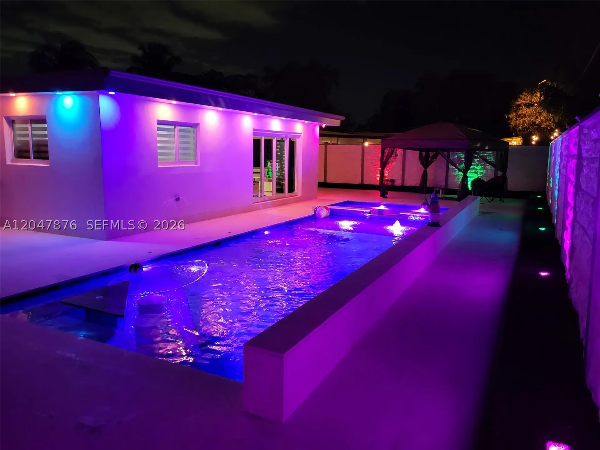 7525 Roosevelt Street Hollywood FL 33024