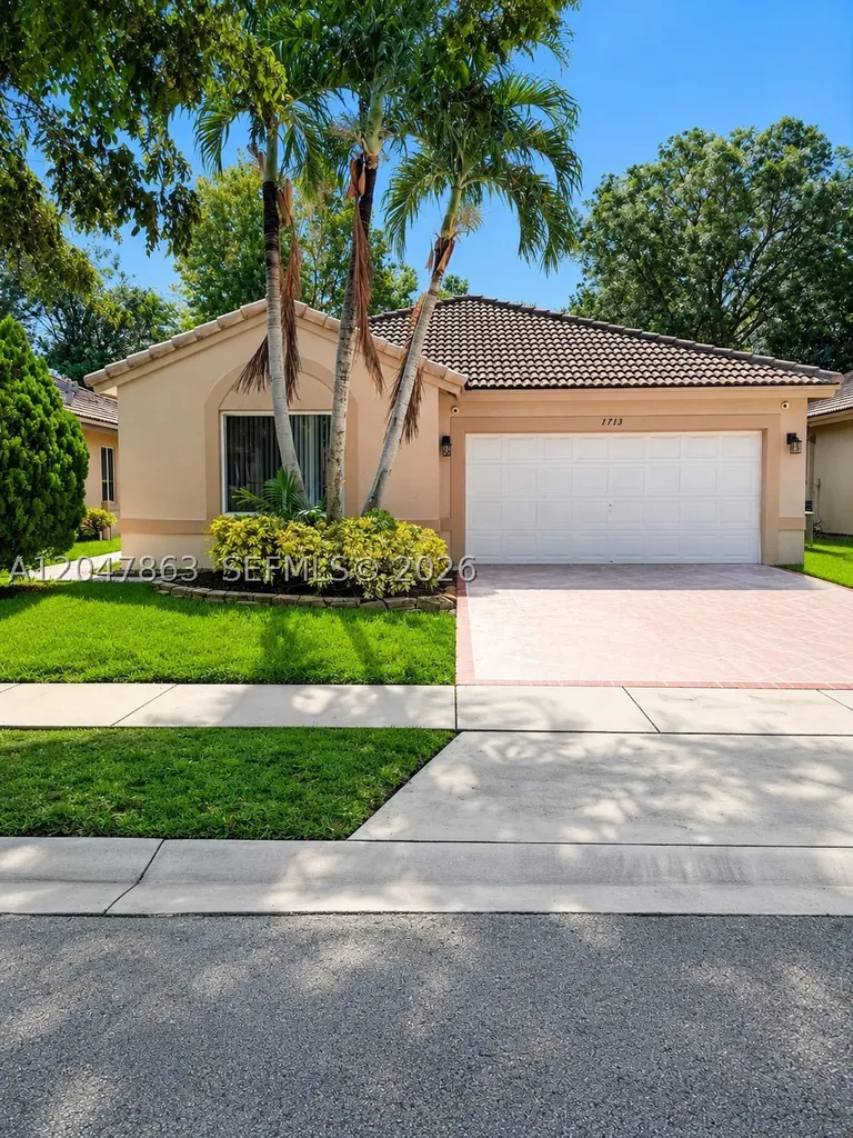 1713 NW 208th Terrace Pembroke Pines FL 33029
