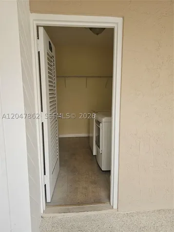 461 Ives Dairy Road Miami FL 33179