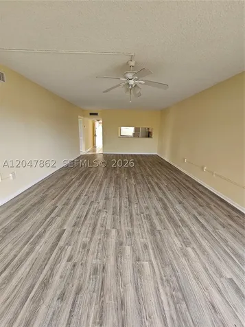 461 Ives Dairy Road Miami FL 33179