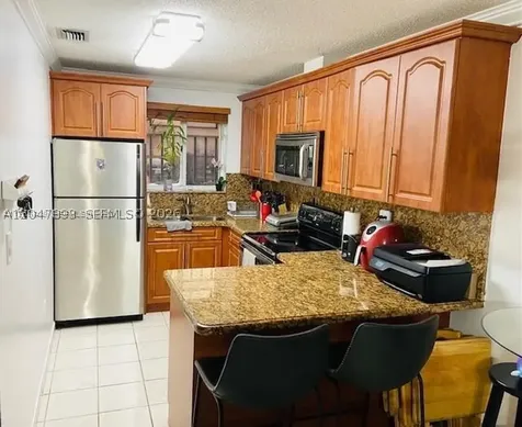 8075 NW 8th Street Miami FL 33126