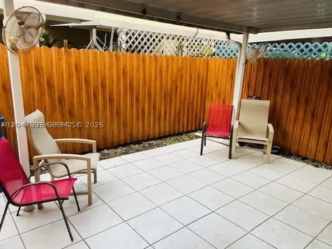 8075 NW 8th Street Miami FL 33126
