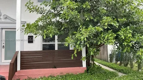 757 85th Street Miami Beach FL 33141