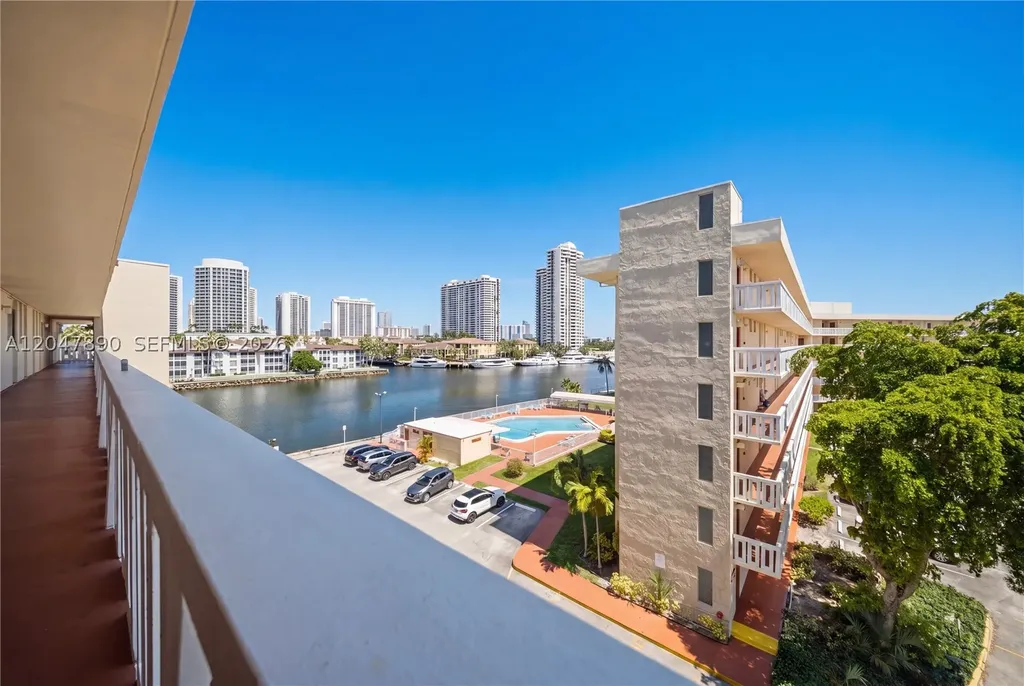 2999 Point East Drive Aventura FL 33160